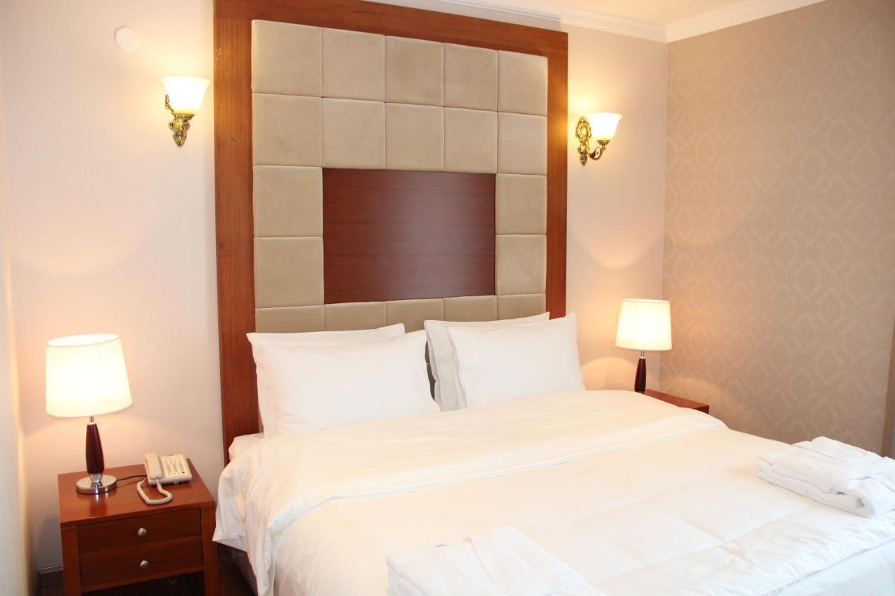 Hotel Park Green Pʼotʼi Exterior foto